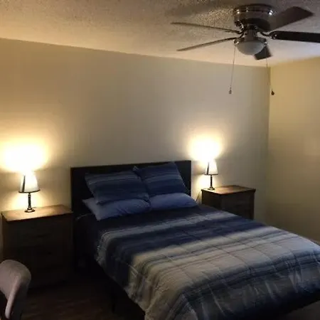 Simple 1-Bedroom Unit Upstairs Close To Fort Sill!